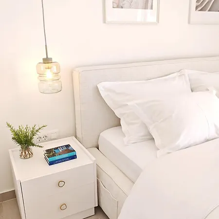 Melani Hvar Хвар