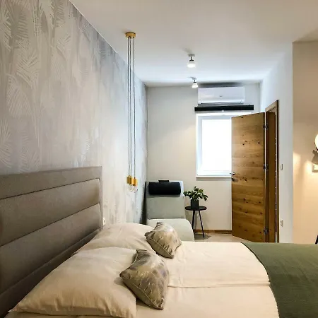 Melani Hvar Апартаменты Хвар